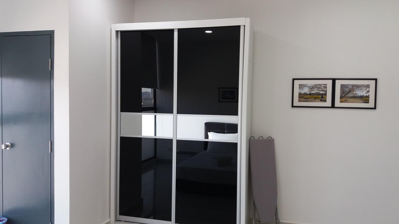 A Suites - Atria Sofo Suites Petaling Jaya Exterior foto